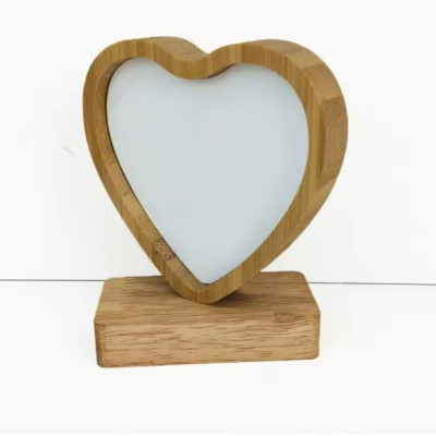 Ramă foto din bambus cu suprafață sublimabilă - inimă